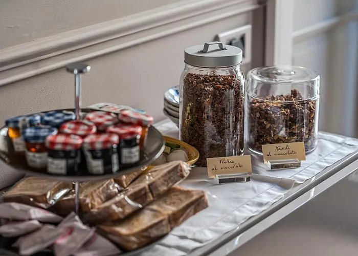 Contrada 18 Oda ve Kahvaltı 3*